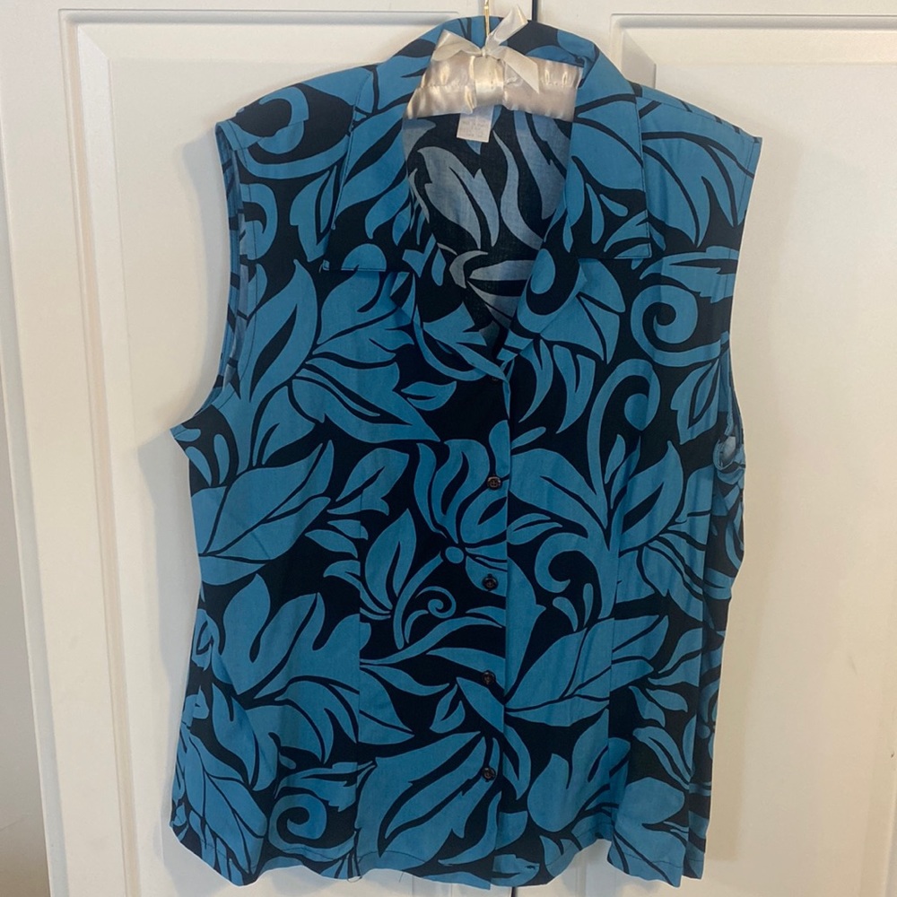 Hawaiian shirt sleeveless